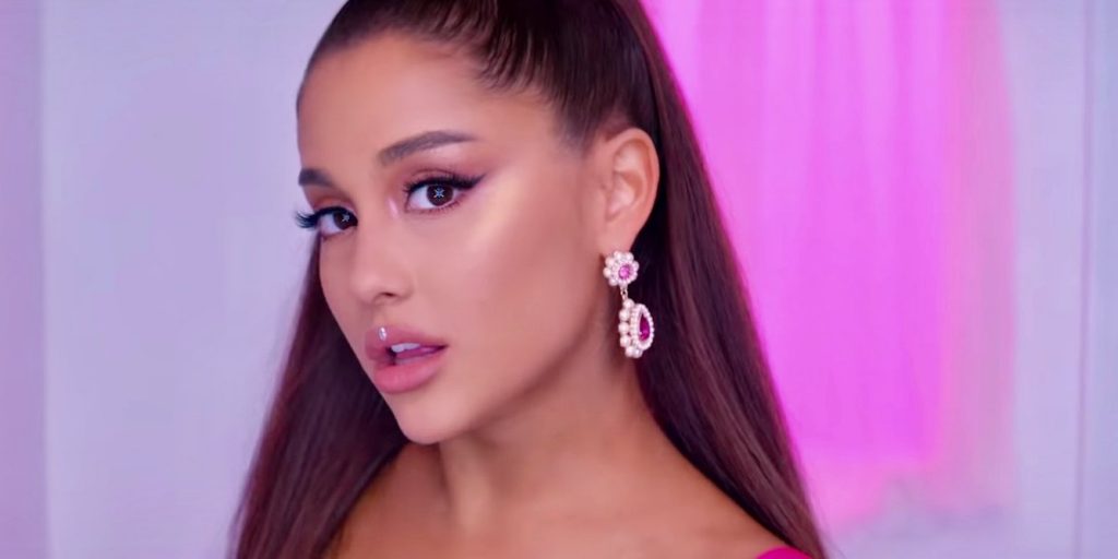 Ariana Grande Quits Studying Japanese Over “7 Rings” Tattoo Fiasco