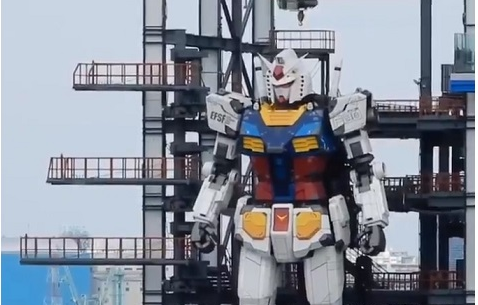 This Giant Gundam Robot in Yokohama Actually Moves