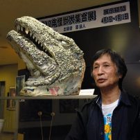 Sculptor Makes Kaiju Out of Newspaper, Gets Museum Exhibit