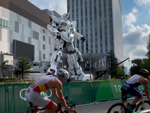 Giant Gundam Statue Becomes Centerpiece of Tokyo Olympics Triathlon