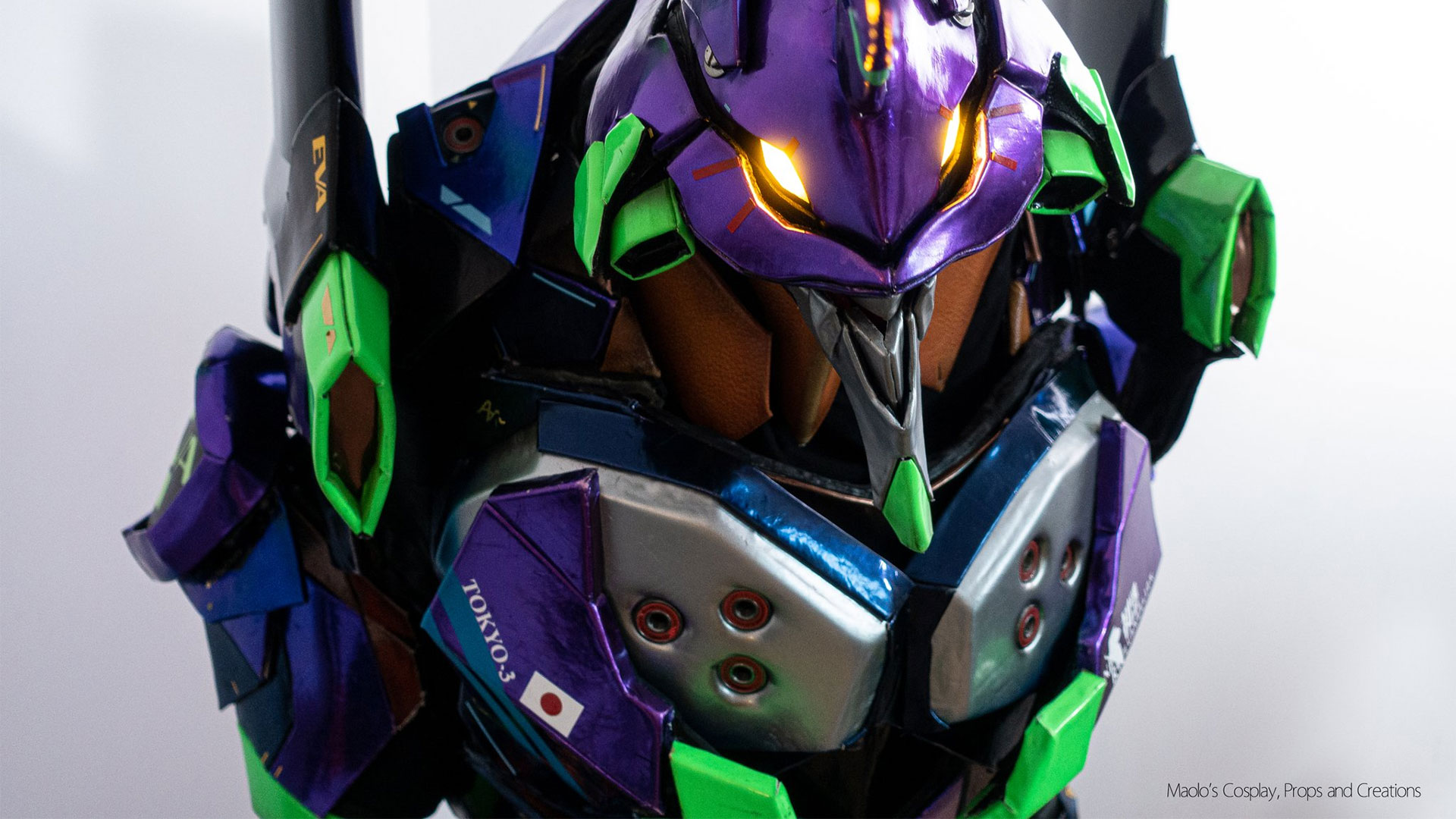 This Evangelion Unit 01 Cosplay is Seriously Next Level Otaku