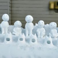 Snow Sculptor Makes Glowing Ghibli Tributes and Otaku Snowmen