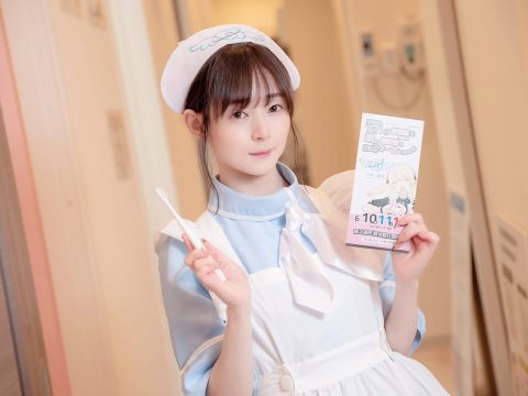 Otaku Dentist, Complete With Maid Outfits, Opens in Akihabara