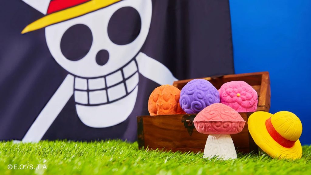 Bathe with One Piece Straw Hat Bubbles and Devil Fruit Bath Bombs