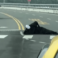 Person in No-Face Costume Wanted By Police in Taiwan