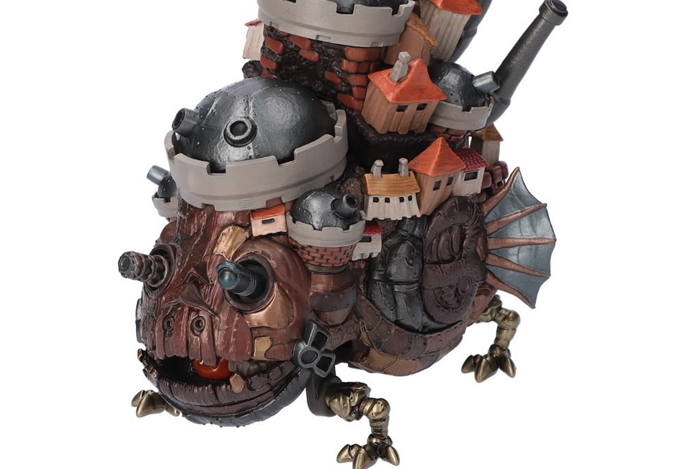 Watch New Howl’s Moving Castle Toy Walk Just Like in Movie