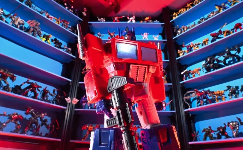 Transformers 40th Anniversary Celebrated with Stop-Motion Video